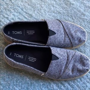 Tom’s slip ons